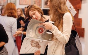Организатор вечера журнал Art+Prive