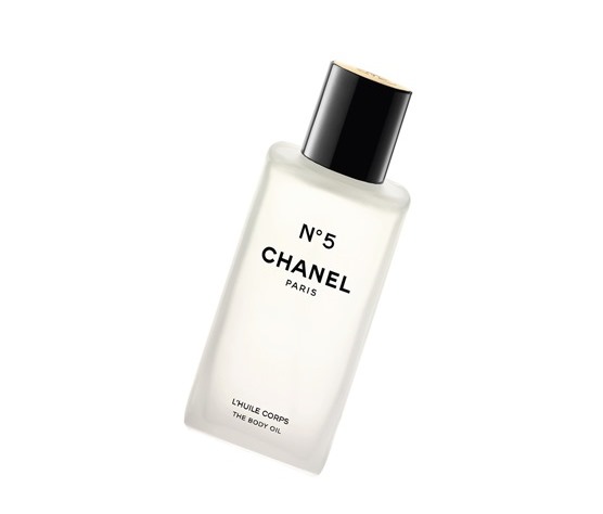 Цена Chanel Nº5 The Body Oil за флакон объемом 200 мл – $ 85.