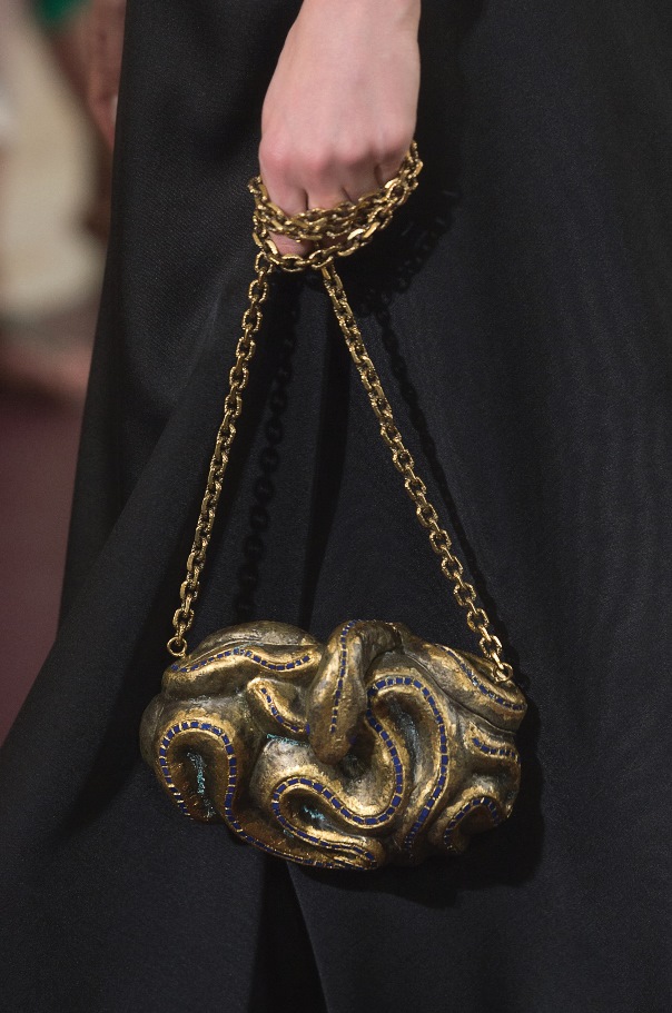 сумка VALENTINO в форме змеи